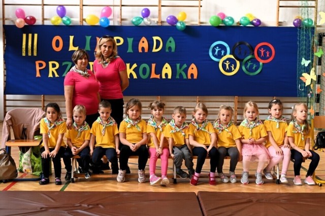 W hali sportowej Szkoły Podstawowej numer 4 w Sandomierzu odbyła się trzecia edycja zawodów sportowych Olimpiada Przedszkolaka. Więcej na kolejnych zdjęciach.