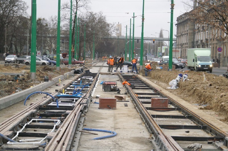 Postęp prac na Rondzie Jana Nowaka-Jeziorańskiego [ZDJĘCIA]