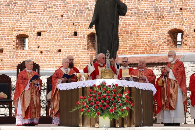 Na krakowskiej Skałce odbyły się tradycyjne uroczystości ku czci. św. Stanisława