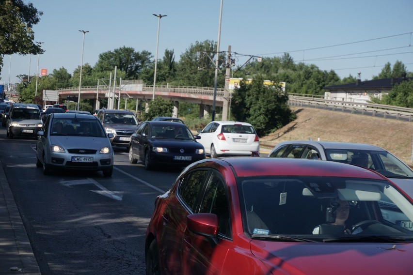 Remont wiaduktu na Pabianickiej rozpoczął się w...