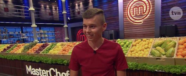 Mateusz Ratajczyk ze Skarszewka pod Kaliszem w telewizyjnym programie "MasterChef"