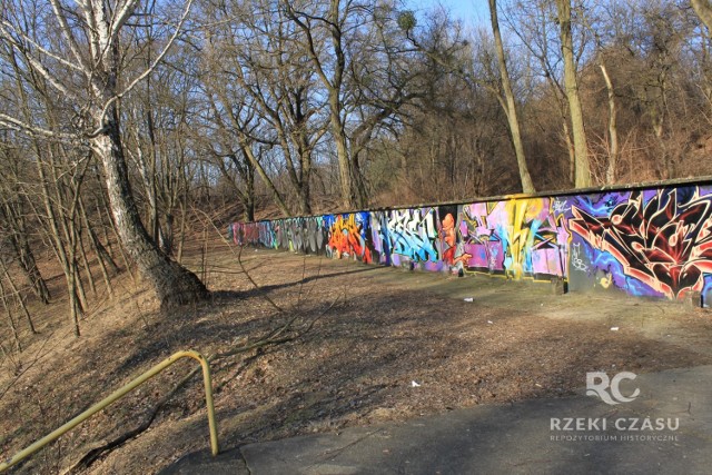 Sprawdźcie, jak Obornickie Łazienki prezentowały się przed i po rewitalizacji. Zdjęcia w galerii