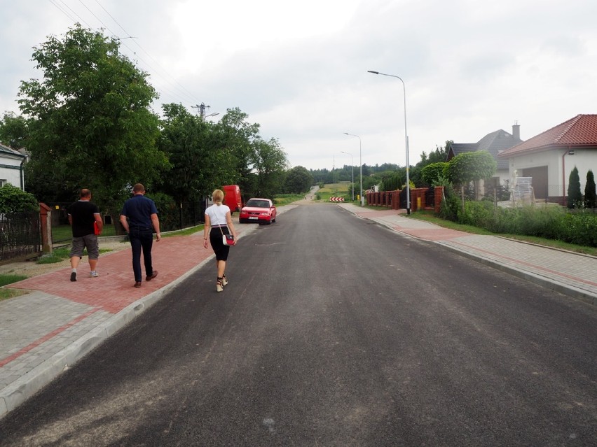 Trzeci etap rozbudowy ul. Łączności w Jarosławiu został zakończony. Wykonane zostało kolejne 150 metrów jezdni [FOTO]