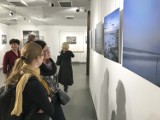 Wystawa fotografii Witolda Leśniewskiego "Spotkanie z morzem" [zdjęcia]