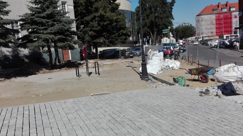 Modernizacja placu przed Filharmonią Zielonogórską, gdzie...