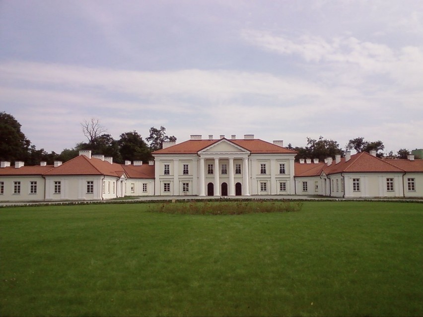 Pałac Ogińskich, w który jest siedzibą władz Akademii...