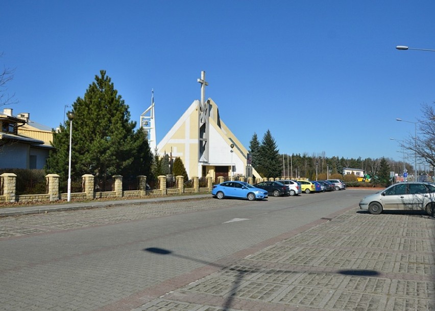 W niedzielę bełchatowski kościoły świeciły pustkami