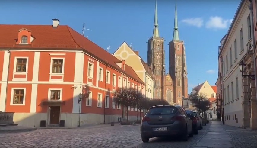 Koronawirus we Wrocławiu. Opustoszałe miasto robi wrażenie! [FILM, ZDJĘCIA]