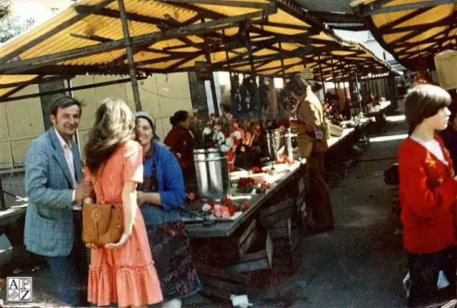 "Zielony rynek" przy ul. Bazyliańskiej, Zamość, ok. 1962 r., fot. "Kodak", Fotografię przekazała do Archiwum p. Danuta Dymanus. (© Archiwum Państwowe w Zamościu)