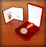 Samorząd nagrodzi Odznaką za Zasługi