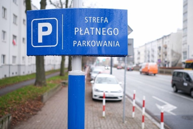 Wraca strefa płatnego parkowania w Kutnie. Koniec z darmowym postojem w centrum miasta