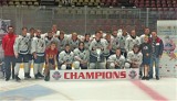 Hokejowa Liga Karpacka U-16 w Oświęcimiu. UKH Unia Oświęcim sercem wygrała finał z Tyskimi Lwami