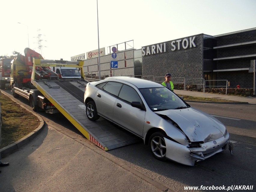 Zderzenie samochodów pod Sarnim Stokiem