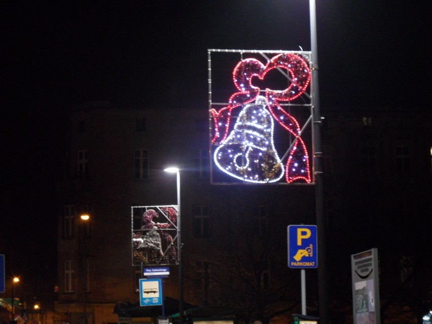 Choinka 2013 w Bytomiu - pojawiły się świąteczne iluminacje i ozdoby