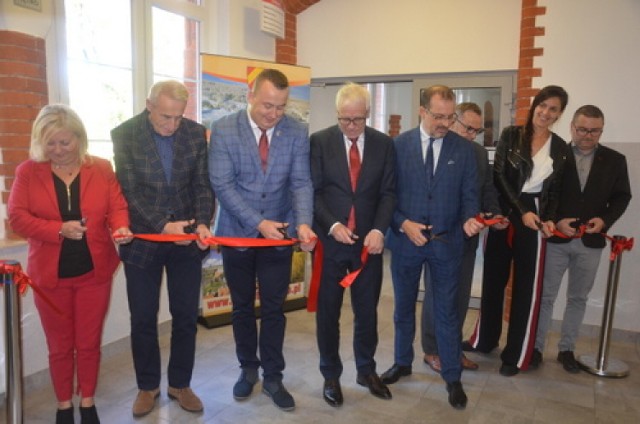 Otwarcie Terenowego Punktu Paszportowego  odbyło się we wtorek,4 października.