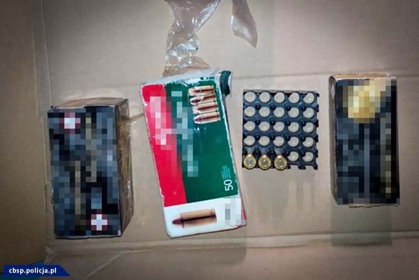 Polsko-czeski gang produkował leki i narkotyki na granicy obu państw. Do aresztu trafiło 11 osób