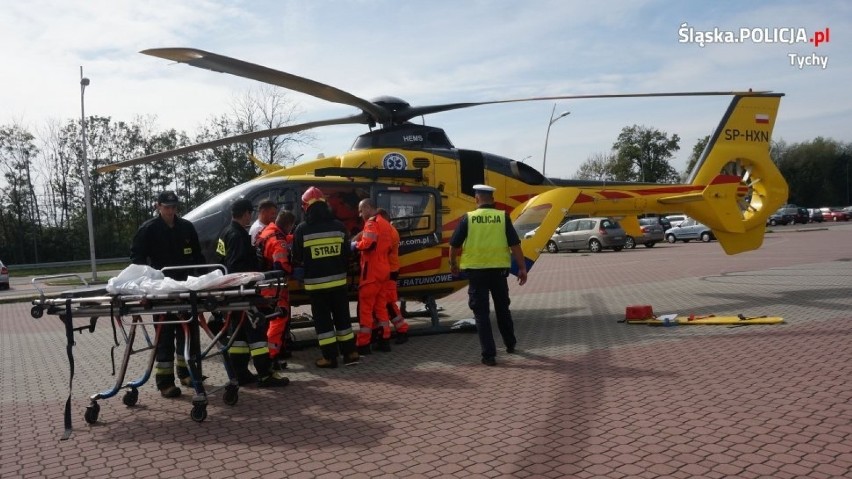 Tychy: Ranny rowerzysta przetransportowany śmigłowcem do szpitala ZDJĘCIA 