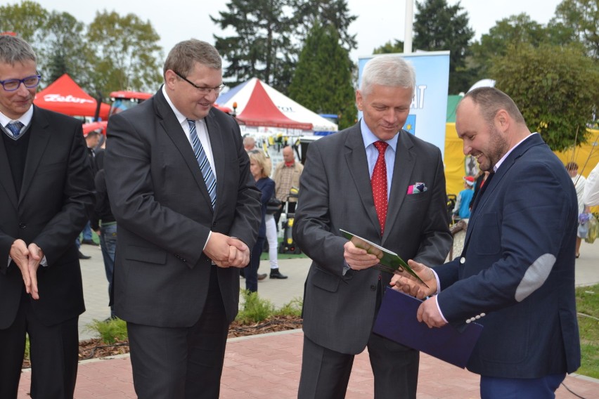 Marszew - wręczenie nagród Rolnikowi Roku 2014