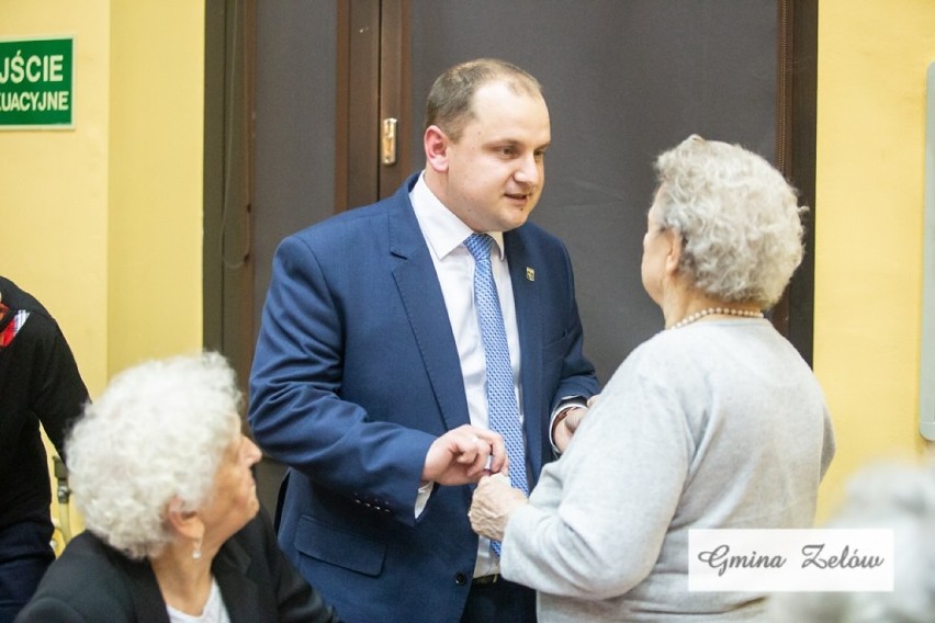 Na uroczystą wieczerzę dotarło wielu starszych i samotnych...