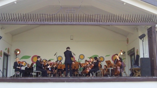 Koncert wakacyjny Orkiestry Kameralnej Camerata Dell Arte