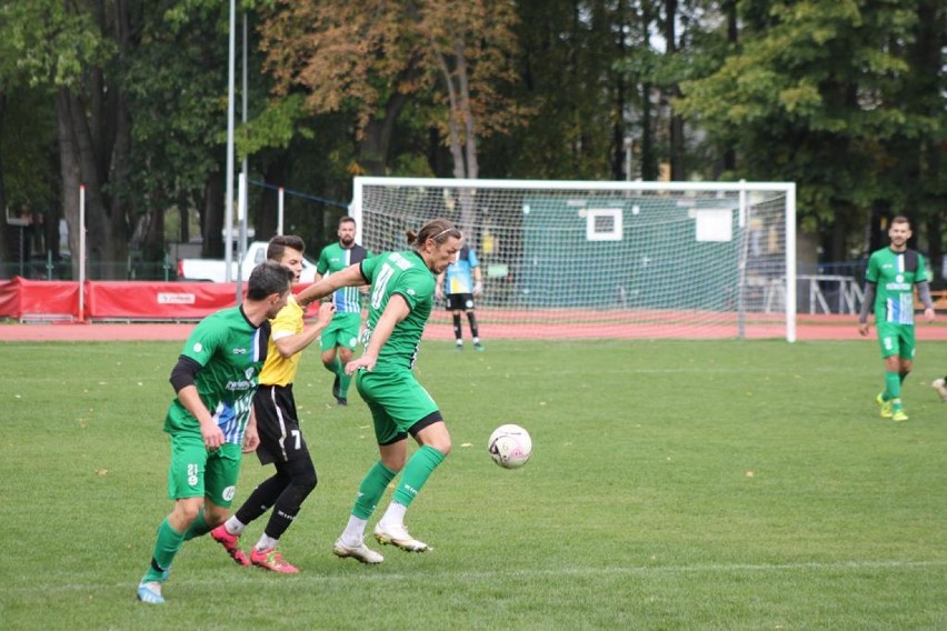 Pogoń II Zduńska Wola - Iskra Dobroń. Mecz IX kolejki klasy A