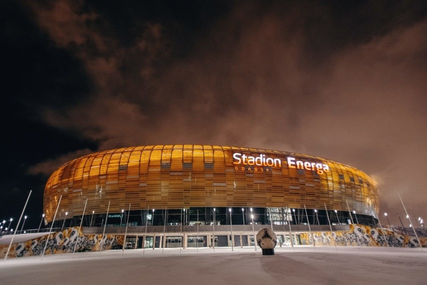 W PKO Ekstraklasie 15 klubów gra na swoim stadionie - tylko...