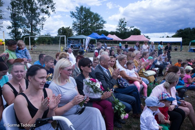 Piknik był okazją do dobrej zabawy. Frekwencja była spora.