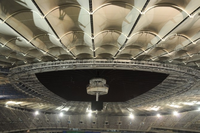 Na Stadionie Narodowym kończy się montaż krzesełek (FOTO)