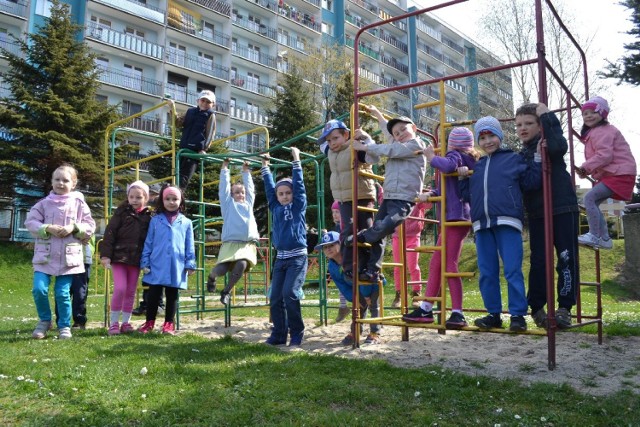 Dzieci z Przedszkola Publicznego nr 19 cieszą się, że będą mieć nowy plac zabaw