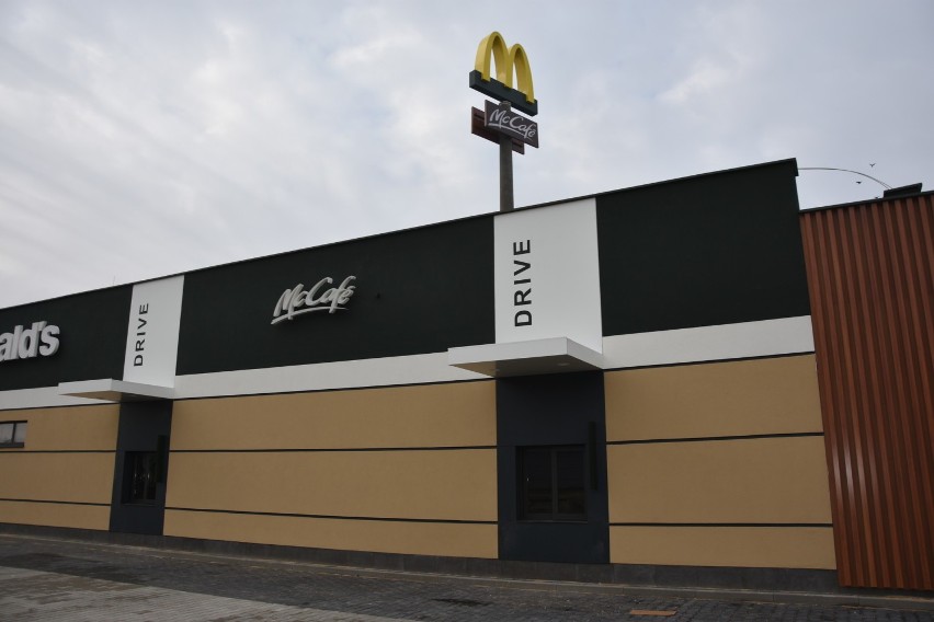 Otwarcie McDonald's w Starachowicach za dwa tygodnie? Zobaczcie, jak wygląda w środku [ZDJĘCIA]
