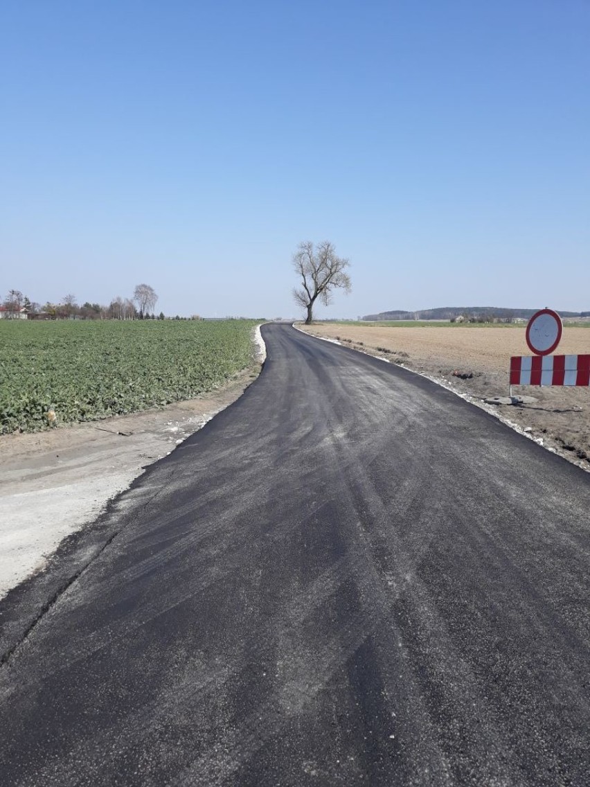 Trwają prace związane z przebudową drogi gminy Ciechocin w...
