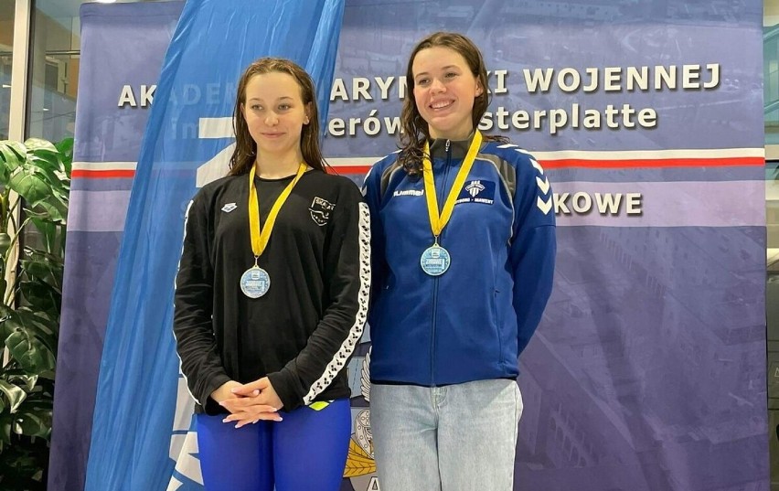 Pływanie. MAL WOPR z medalami w mistrzostwach Pomorza. Wszyscy wrócili z rekordami życiowymi