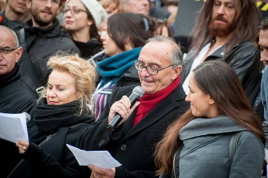 "Nie oddamy wam kultury". Znani aktorzy i artyści...