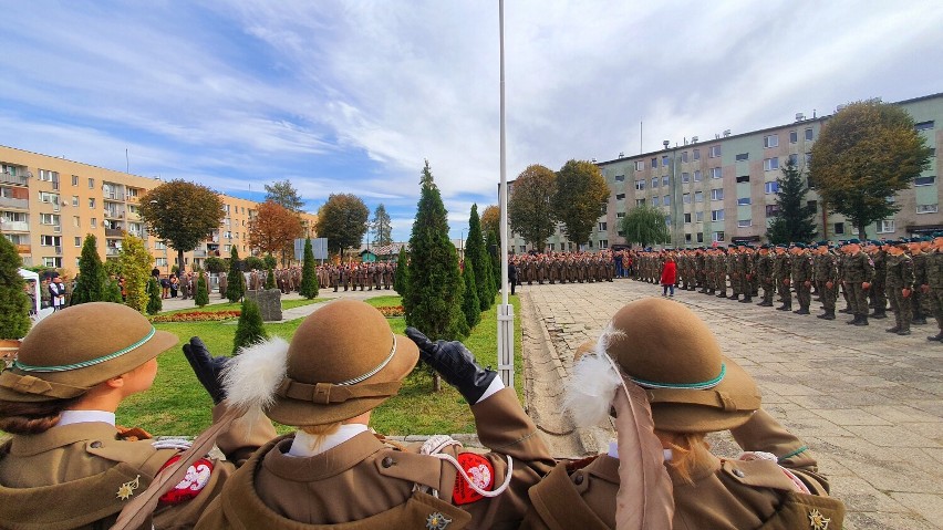 Uroczysta przysięga klas pierwszych ZS nr 2 im. Sybiraków w...