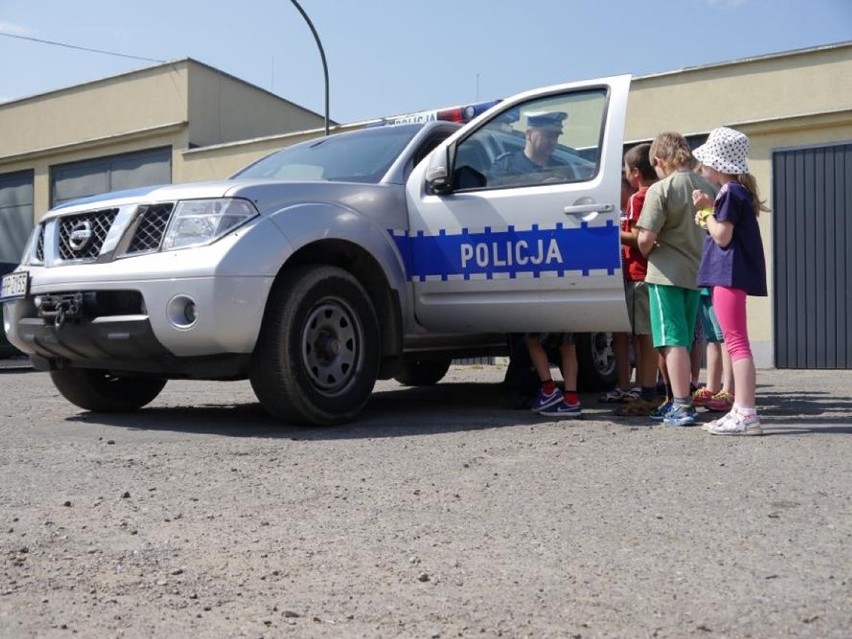 Policja Żywiec: Dzieci z półkolonii w żywieckiej komendzie [ZDJĘCIA]