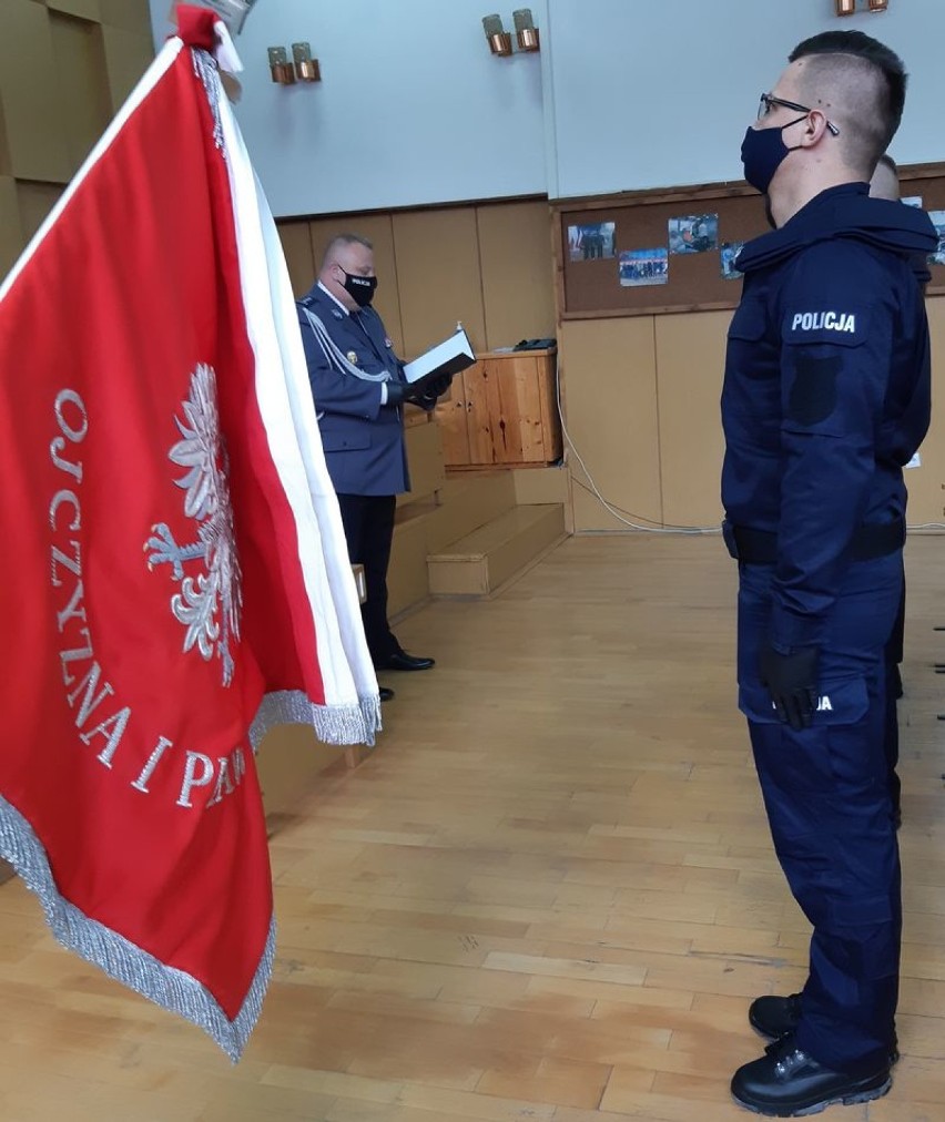 Nowi policjanci w Jeleniej Górze. Są już po ślubowaniach. Zobaczcie!