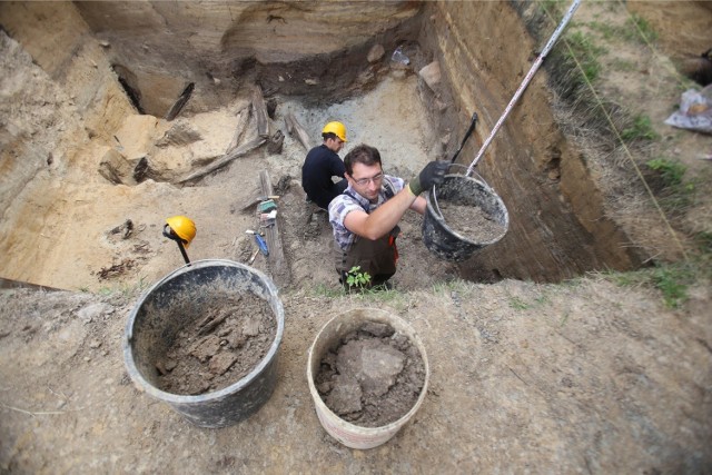 Badania archeologiczne w kochłowickim gródku były prowadzone przez trzy sezony