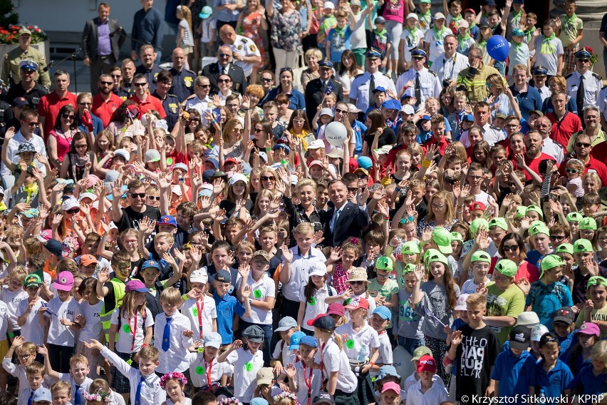 6-letni Maciek, który uratował 3-latka, został odznaczony przez Prezydenta RP!  [ZDJĘCIA]