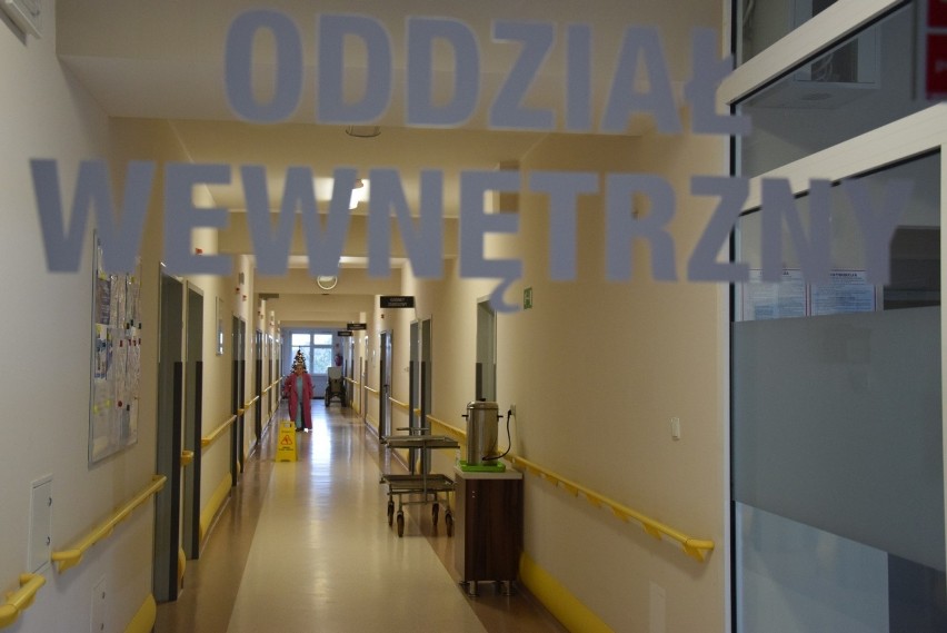Oddział wewnętrzny w szpitalu powiatowym w Oleśnie po...