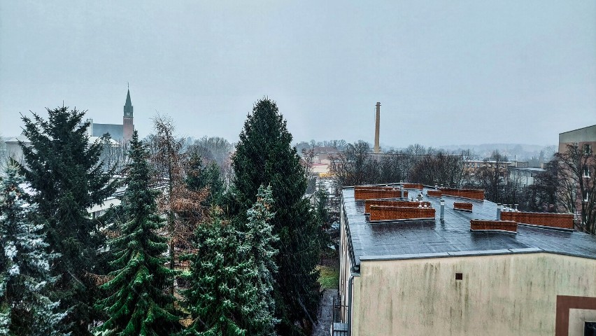 Zimowa burza nad Żarami