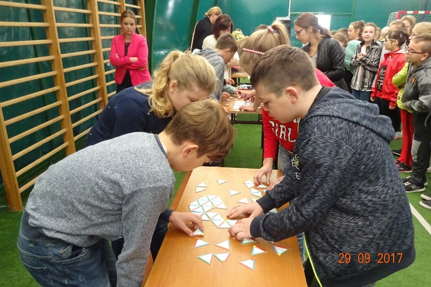 VII Światowy Dzień Tabliczki Mnożena w ZSP w Lenartowicach.