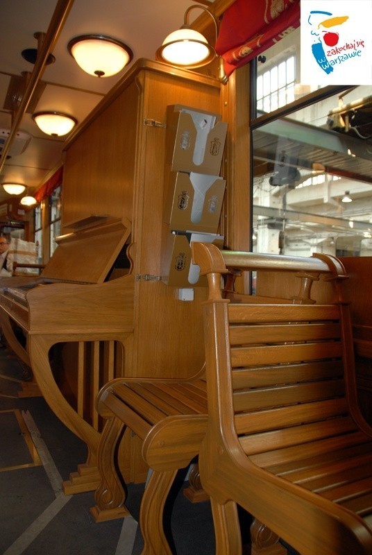 Luksusowy tramwaj z pianinem nową atrakcją dla turystów