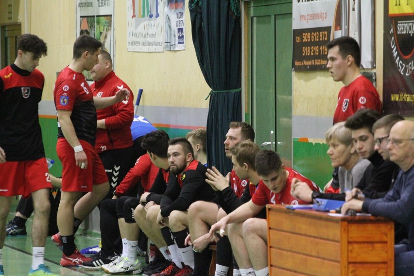 W meczu na szczycie II  Ligi Piłki Ręcznej Wolsztyniak pokonał Spartakusa Buk.