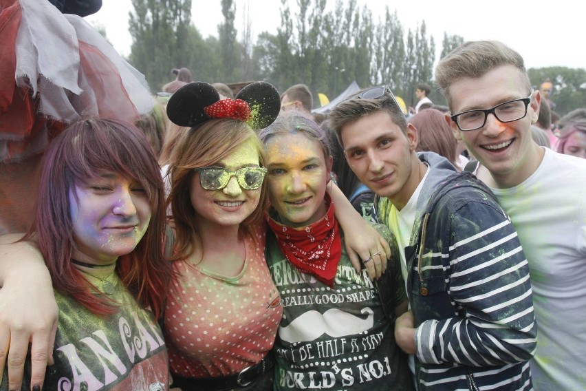 Festiwal Kolorów w Katowicach 2015. Kolorowa zabawa w Parku Śląskim [ZDJĘCIA+WIDEO]