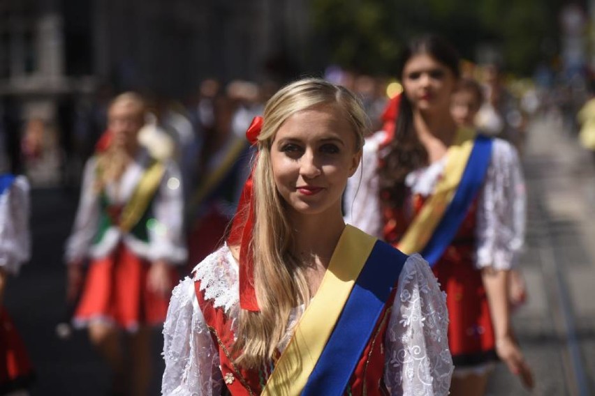 Piękne Ślązaczki na Marszu Ruchu Autonomii Śląska