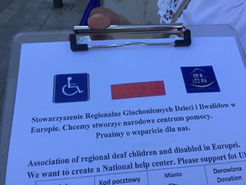 Uważajcie na oszustów. Podają się za wolontariuszy i wyłudzają pieniądze