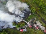 Pożar warsztatu samochodowego przy ul. Waryńskiego w Grudziądzu [zdjęcia]