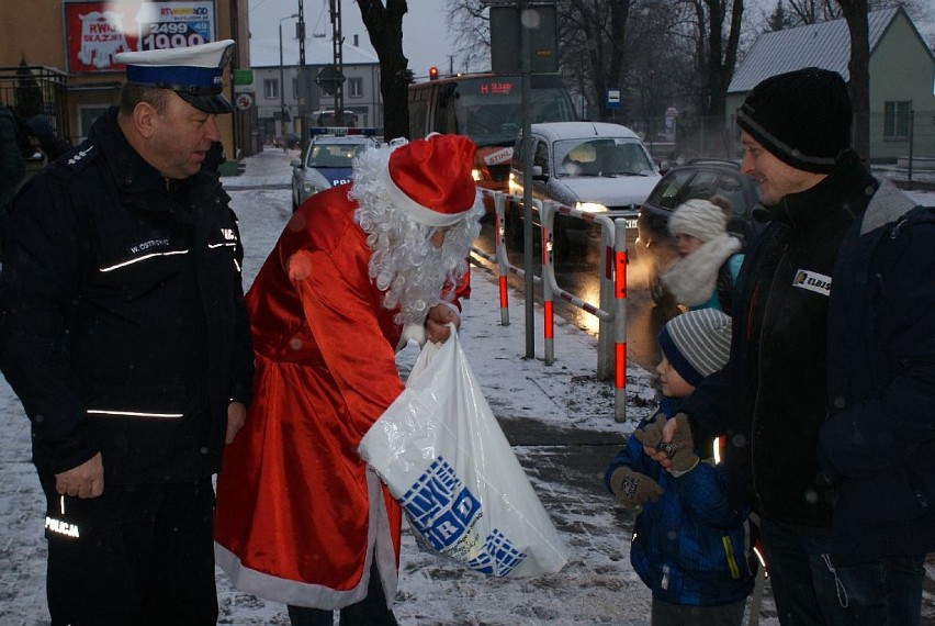 Policyjny Mikołaj w powiecie wieluńskim [FOTO]