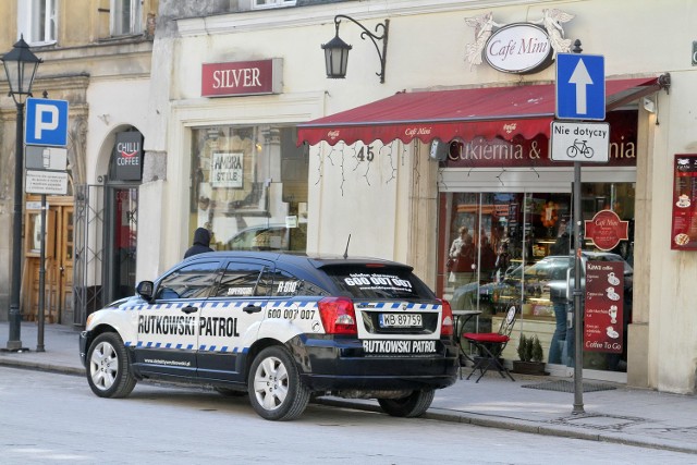 "Rutkowski Patrol" stał źle zaparkowany w centrum Krakowa
