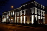 Iluminacje wokół budynku starostwa w Wejherowie [ZDJĘCIA]